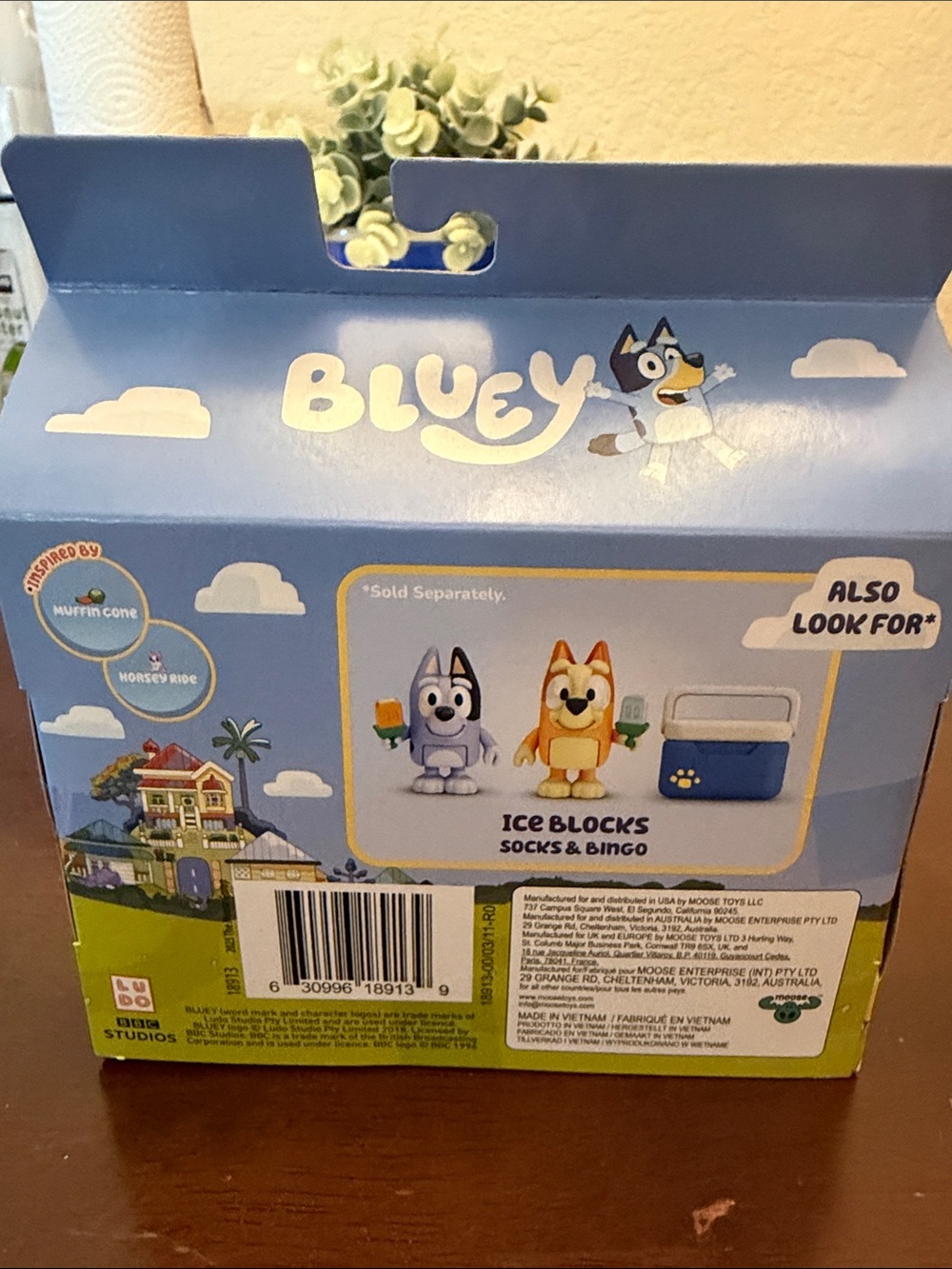 Spring Time Figure Set - & Muffin (Blue) - Picture 3 of 3